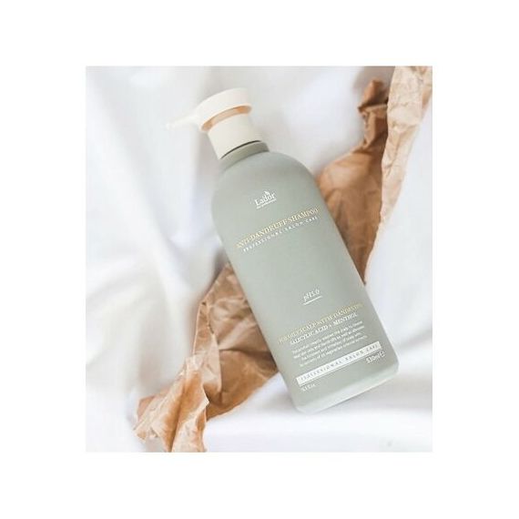 Слабокислотный шампунь против перхоти Lador Anti Dandruff Shampoo, 530 мл, изображение 4